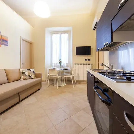 Iris Centralissimo Apartment *